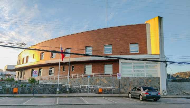 Sujetos vendían horas médicas y dentales en Facebook para Cesfam de Dalcahue