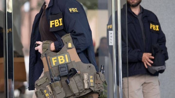FBI arrestó a catorce agentes de policía por presuntos vínculos con el narcotráfico en Mississippi