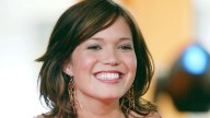 "No me explico cómo puede ser la misma persona": Mandy Moore apareció con una imagen que generó debates en redes sociales