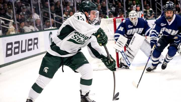 Four-goal third gives MSU hockey series sweep over Northern Michigan