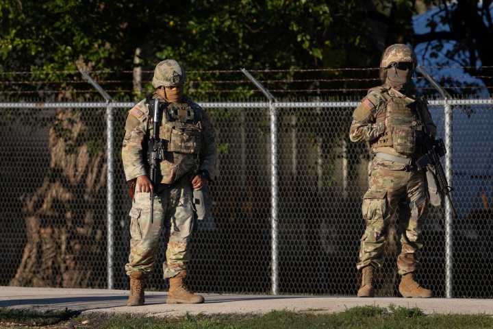 Appeals court keeps order blocking Trump from deploying National Guard in Illinois