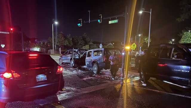 Fiery Orlando crash sends 4 people to hospital