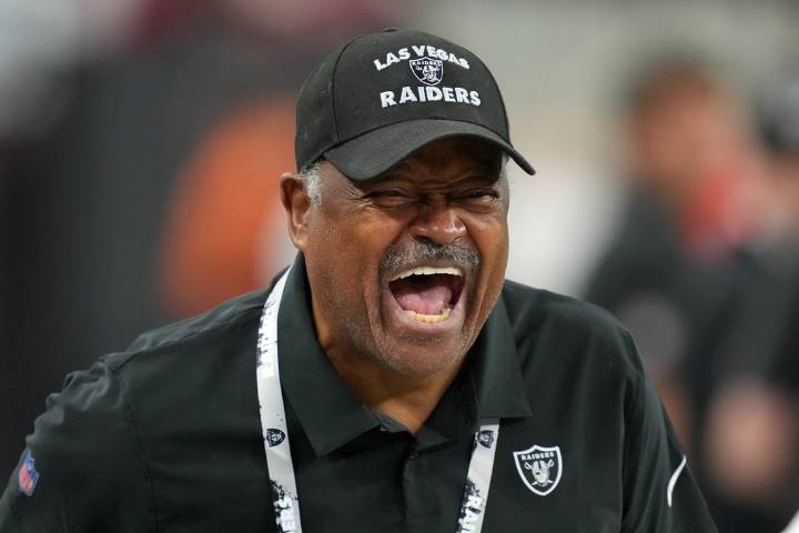 Deadspin | Former Raiders S George Atkinson dies at 78