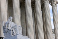 Supreme Court allows Trump to strip protections from more than 300,000 Venezuelan migrants