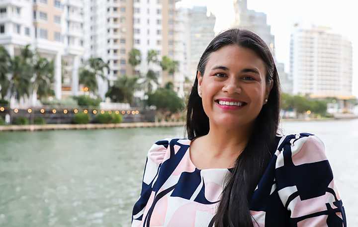 ‘Resonating’: Lucia Báez-Geller adds $72.5K, 12 endorsements added to HD 106 bid