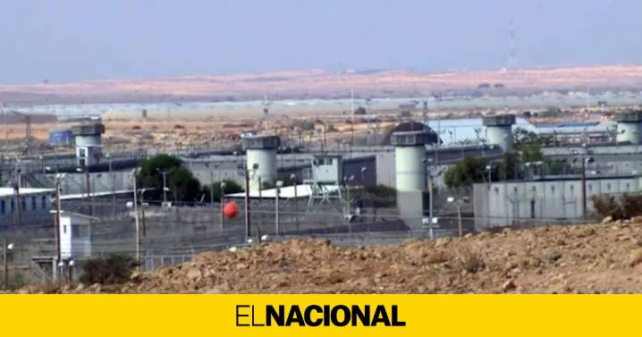 Así es Saharonim, la prisión en medio de la nada donde Israel retiene a la tripulación de la Flotilla