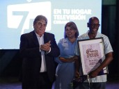 Agasaja Díaz-Canel a la televisión cubana