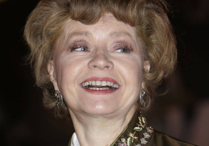 Prunella Scales, who played Sybil in British sitcom 'Fawlty Towers,' dies at 93