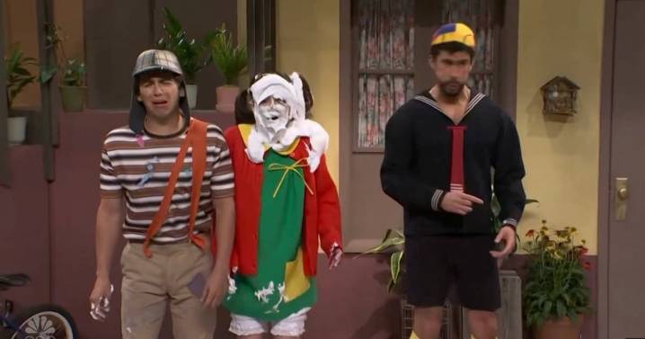 Bad Bunny revive El Chavo del 8 en SNL y hace historia en la TV estadounidense