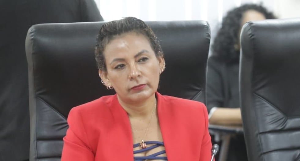 “Hay periodistas de cristal”, afirma Kira Alcarraz