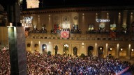 La alegría estalla en Zaragoza con un grito al unísono: ¡Viva la Virgen del Pilar"
