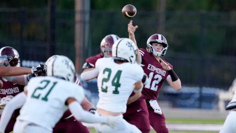 How to watch Edmond Memorial (OK) at Owasso (OK): Live stream, kickoff time for key Oklahoma 6A