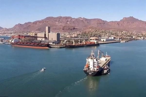 Retienen en Guaymas buque de Singapur