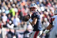 Deadspin | Drake Maye leads red-hot Patriots into matchup with lowly Falcons