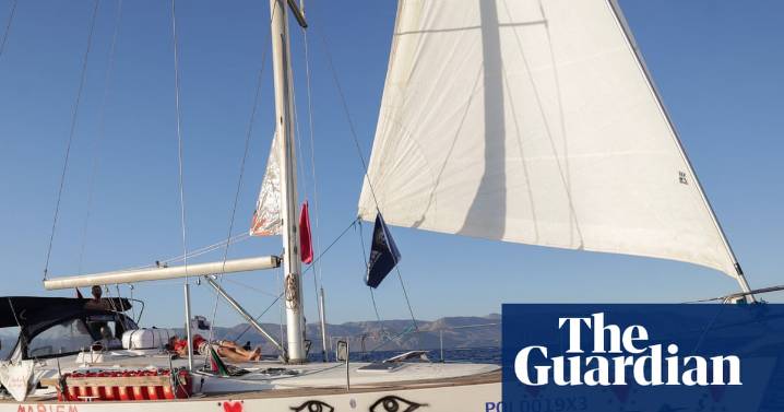 Government ‘deeply concerned’ about safety of Australians aboard Gaza flotilla