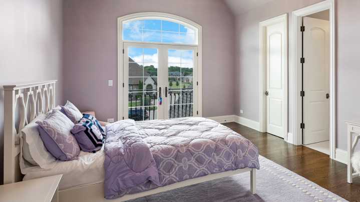 Add A Touch Of Charming Cottage Decor To Glass Bedroom Doors