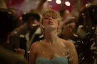 REVIEW: Jennifer Lawrence Is a Powerhouse in Lynne Ramsay’s Die My Love