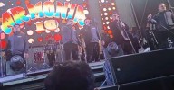 Armonía 10 realizó concierto con chalecos antibalas: Agrupación tomó la medida tras ataque a Agua Marina