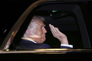 Trump to meet Japan PM as hopes grow for China deal