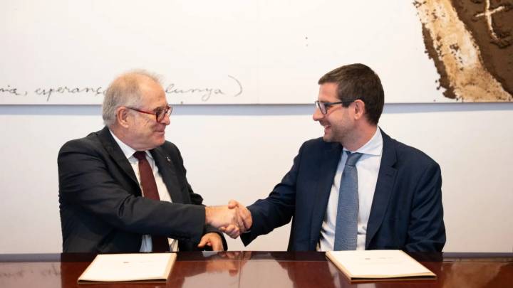 El gobierno de Collboni acuerda con ERC incluir sus demandas en los Presupuestos y encarrila las Cuentas del Ayuntamiento