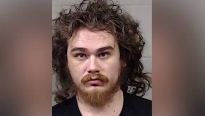 Hombre de Kansas mató a su abuela porque ella se quejó de cómo lavaba la ropa