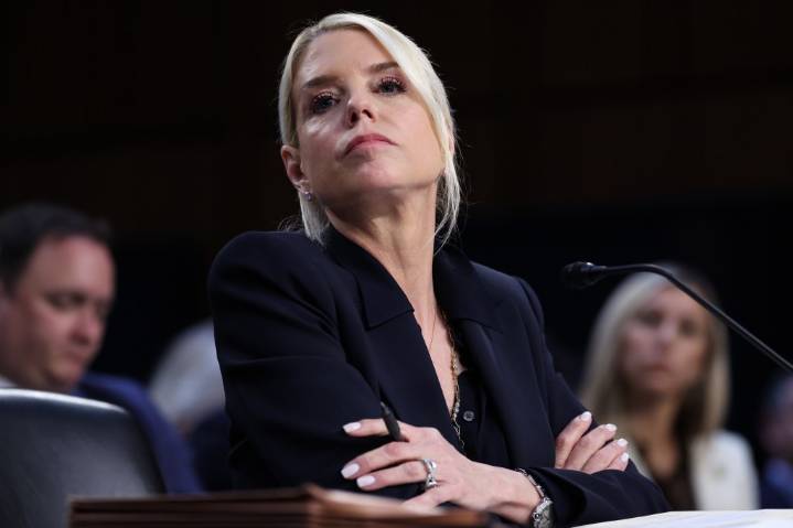 Column: Attorney General Pam Bondi faces critics, 'burns' them