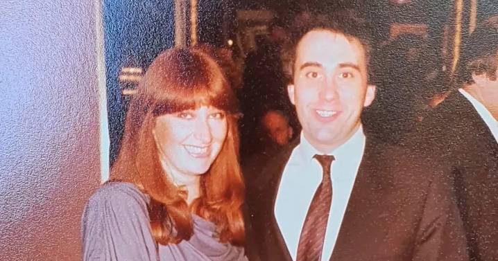 Gogglebox legends unrecognisable in throwback 1980s snap but can you guess who?