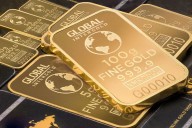 US$4000. En medio de una incertidumbre financiera, el oro alcanza una marca récord en EE.UU.