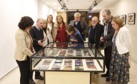 La biblioteca Jovellanos recibe el tesoro operístico de Isidoro Cortina