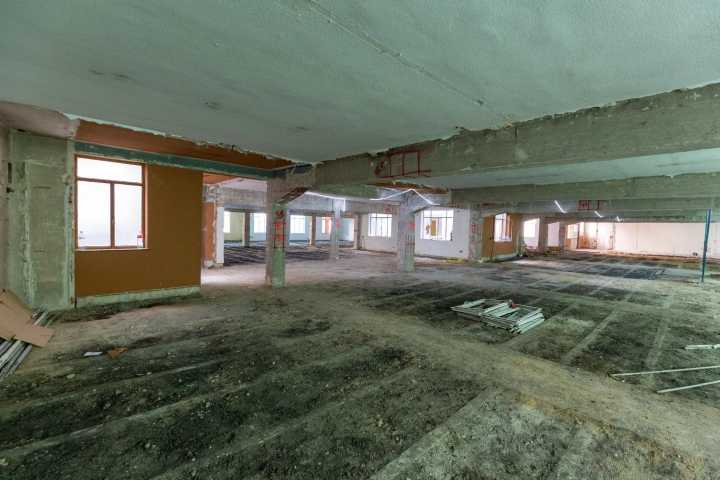 Varios heridos tras desplome de edificio en Madrid