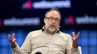 Wikipedia founder Jimmy Wales isn't worried about Musk's Grokipedia