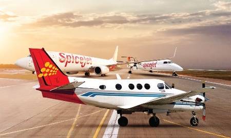 SpiceJet Delhi–Patna flight returns mid-air after technical snag before Chhath