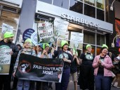 Starbucks cierra cientos de tiendas y anuncia una ola de despidos