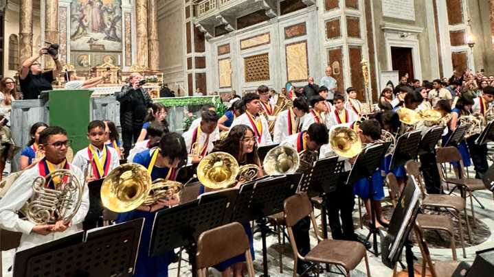 Venezolanos celebran vigilia en Roma en vísperas de la canonización de José Gregorio Hernández y Carmen Rendiles (+Fotos)