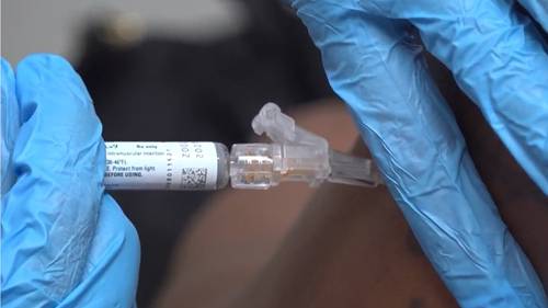 Everything to know about COVID, flu, RSV vaccines amid respiratory virus season