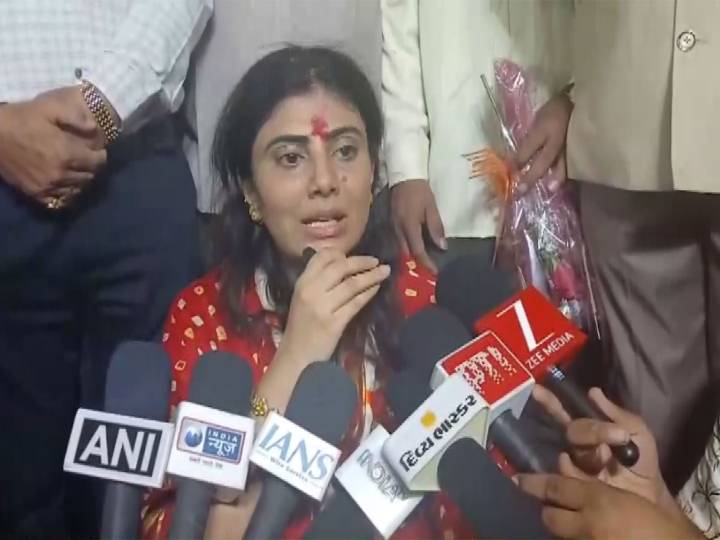 Rivaba Jadeja extends her wishes on Gujarati New Year