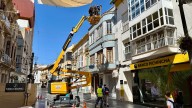 El sol vuelve a las calles del centro de Lorca con la bajada de las temperaturas