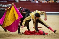 David Galván, feamente cogido por un victorino en Las Ventas: entra inconsciente en la enfermería y se le traslada al hospital por el fuerte golpe en la cabeza