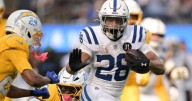 Jonathan Taylor scores 3 TDs and NFL-best Colts beat Chargers