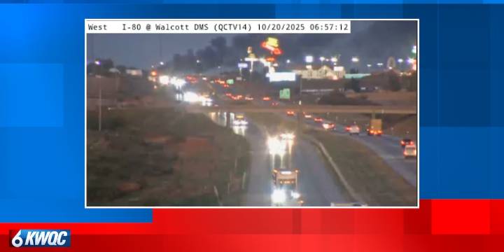 Vehicle fire blocks eastbound I