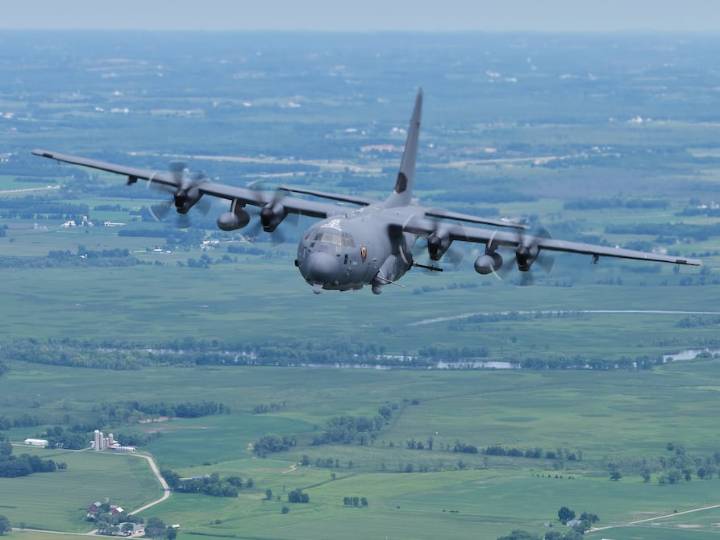 “Ahora tenemos un montón de misiles, la letalidad se incrementa”: Piloto destaca los cambios del avión de combate AC