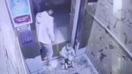 Vecinos entran en pánico tras el error de una madre, su hijo quedó atrapado en el elevador
