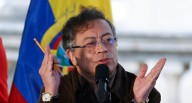 Gustavo Petro destituye a viceministro de Agua y discute con ministros en transmisión en vivo | Colombia | Edward Libreros 