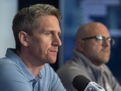 Edmonton Oilers extend head coach Kris Knoblauch to three