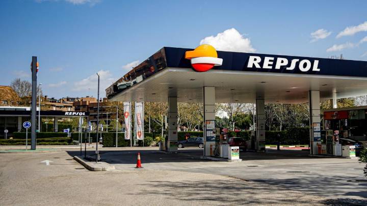 Repsol gana 1.177 millones hasta septiembre, un 34% menos por la caída de precio del petróleo