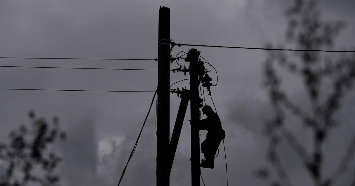 Russia’s new energy assault pushes Ukrainians into another winter of blackouts