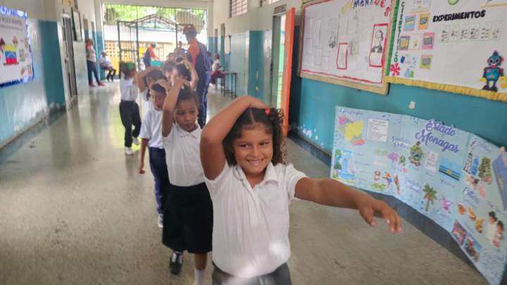 Alcaldía y PCAD Maturín realizan simulacro de desalojo en la escuela Ventura Vargas