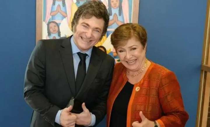 Duro pronóstico del FMI: menos crecimiento y menos dólares para Argentina