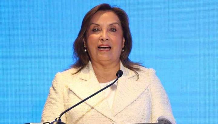 Crisis política en Perú tras destitución de Dina Boluarte: "Era crónica de una muerte anunciada"
