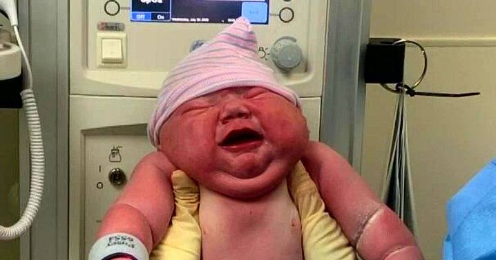 Record smashing 'mega-baby' born in front of horrified nurses all asking same question